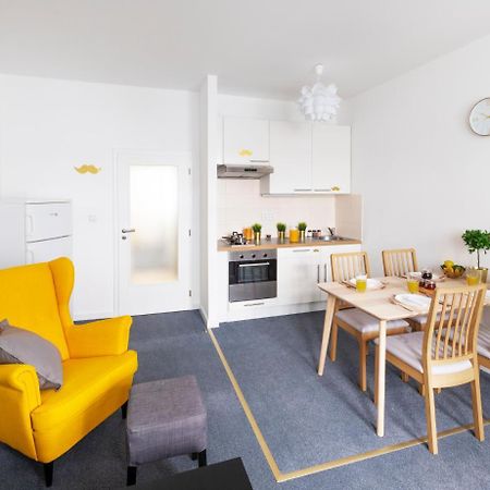 Little Tom Apartments Praga Exterior foto